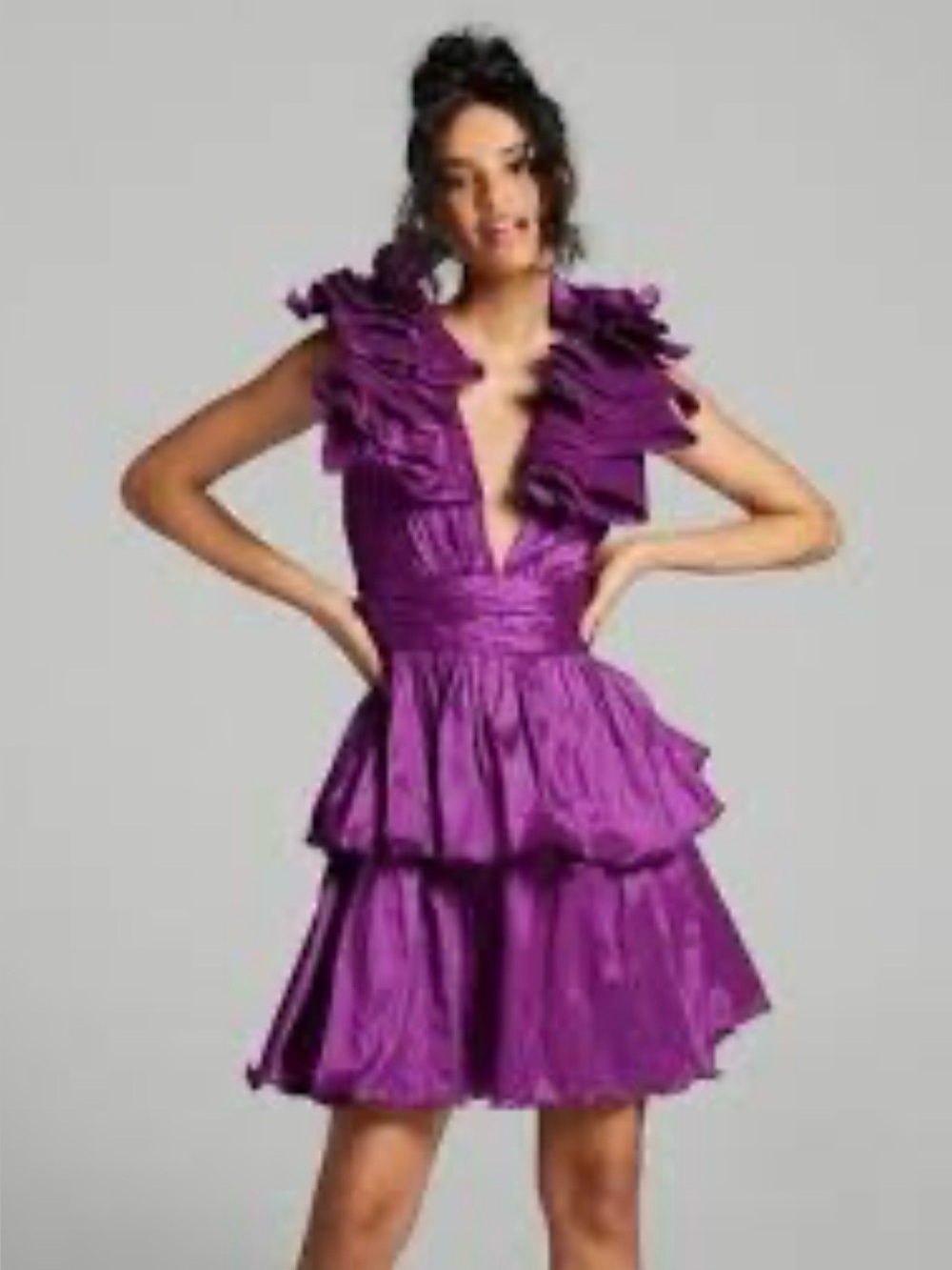 Gabrielle Union Plunging Ruffle Party Evening Dress in Vibrant Purple Sz Medium